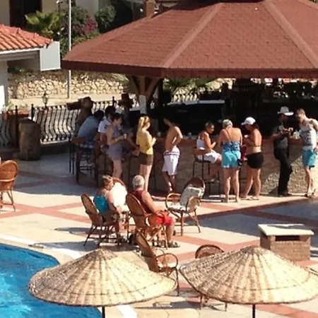 ホテル Telmessos Neva 4*