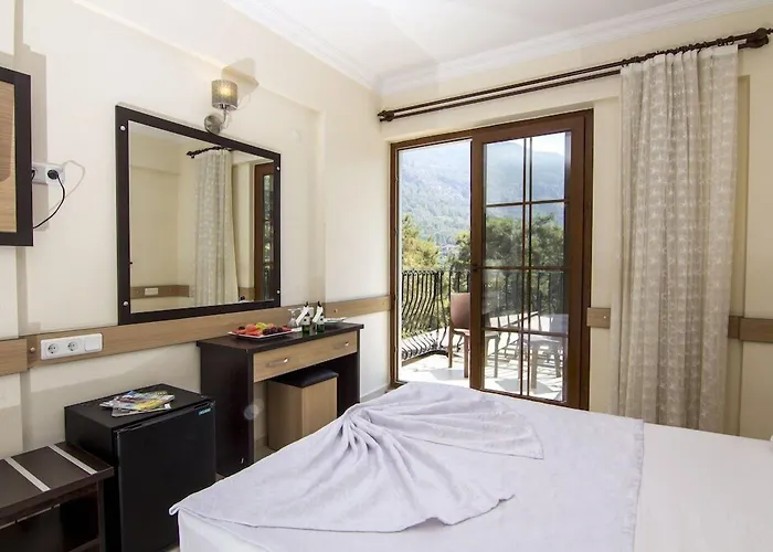 Telmessos Neva Hotel 4*